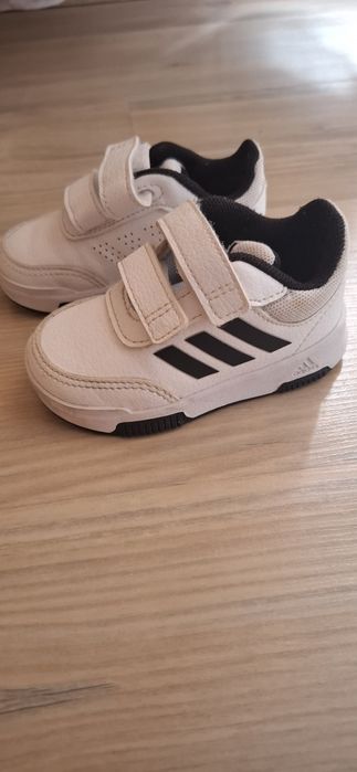 Маратонки Adidas