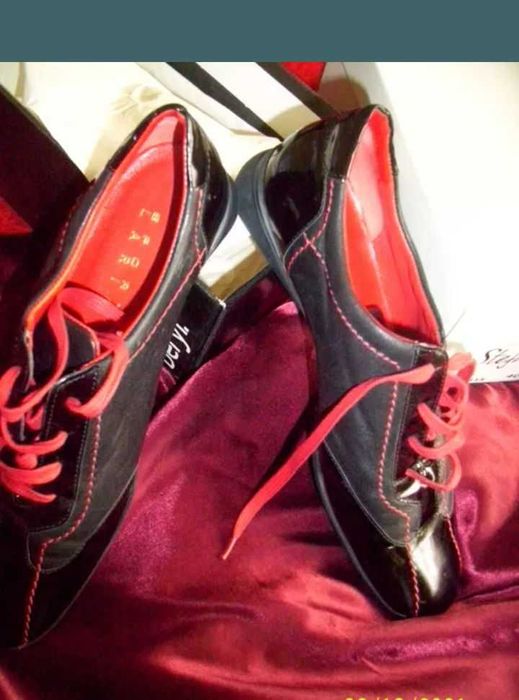 Pantofi dama Lario piele-lac si interior mar 41 noi