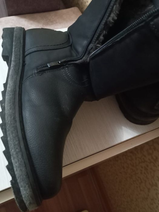 Продам мужские сапоги зимние