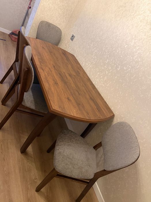 Стол стульчик для зала на 6 персон