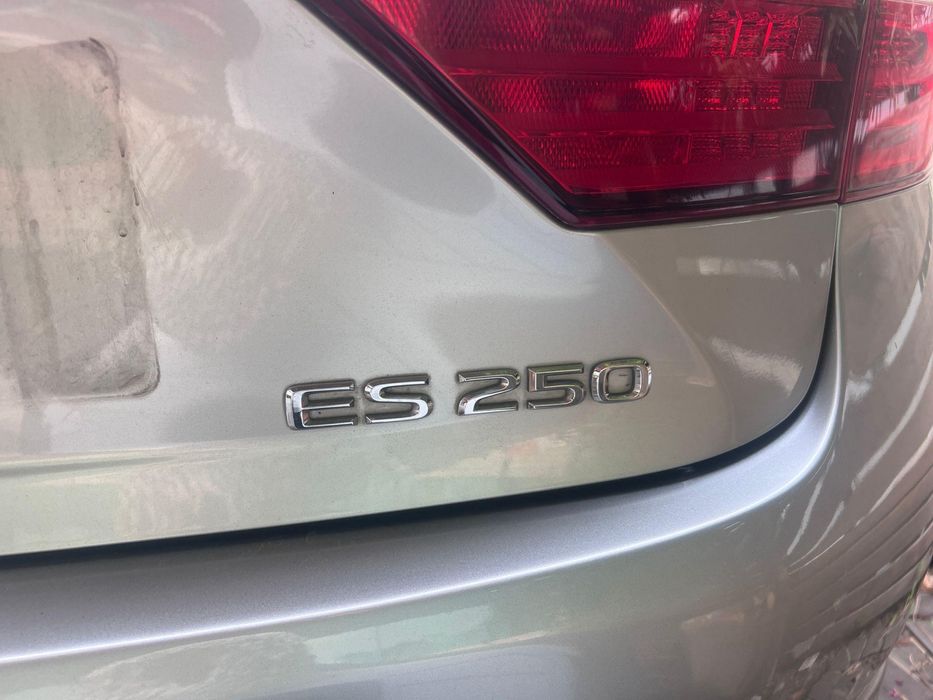 Авто на разбор Lexus ES 12-15 год