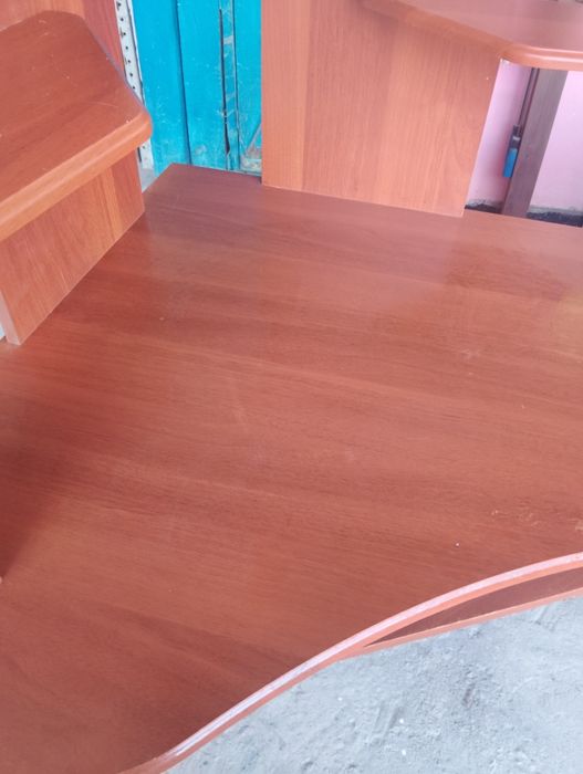 Срочно продам кампютерный стол