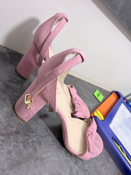 Продам туфли 39 размер