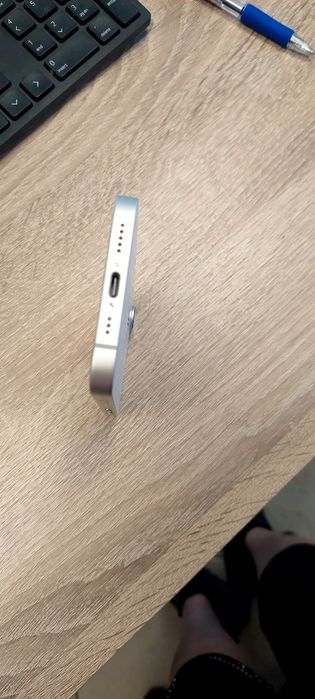 Iphone 16 E за части
