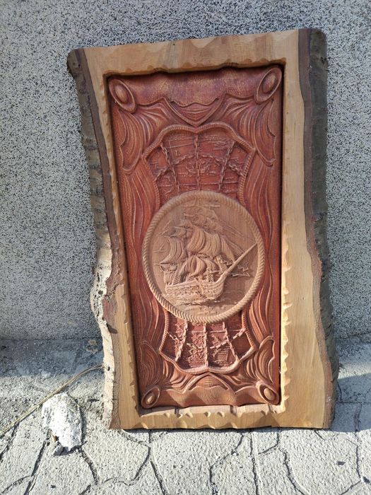 Дърворезба картина кораб