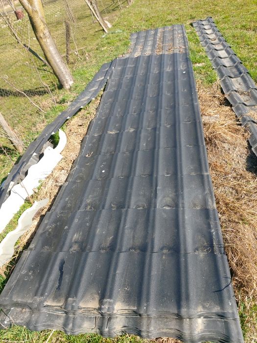 Tablă 120mp.culoare gri antracide stare optimă