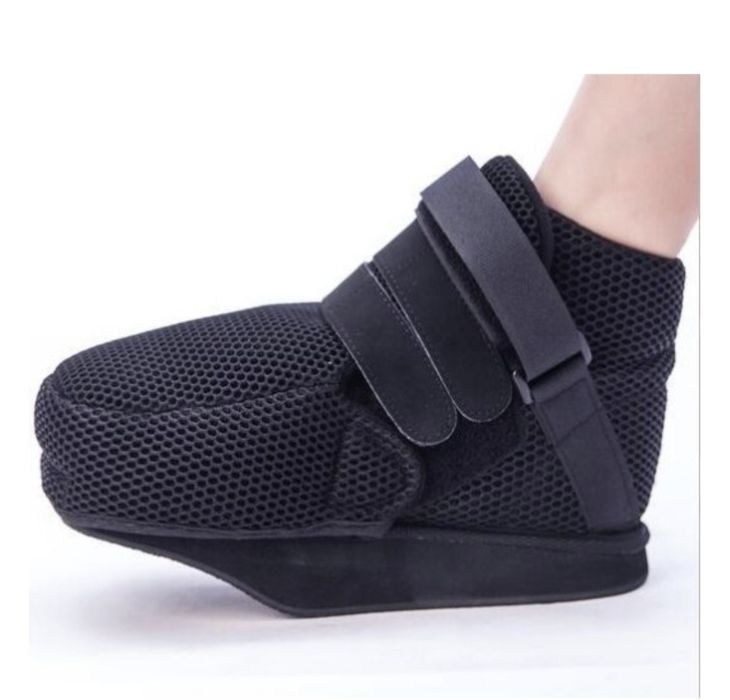 Срочно продам ходунок и обувь барука