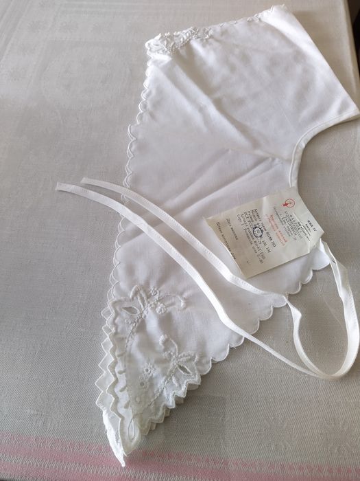 Воротник женский вышитый