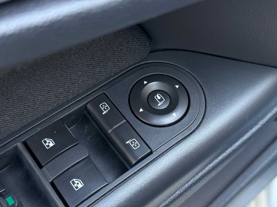 Opel Astra Station Wagon Sport – 1.6 Benzină – Doar 98.000 km