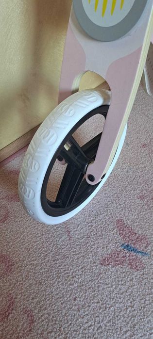 Детско Балансиращо Колело Kinderkraft За Баланс Велосипед Розов Момиче