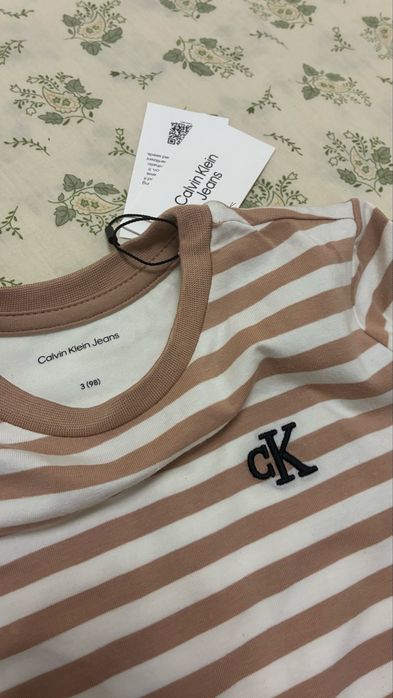 Calvin Klein детски екип