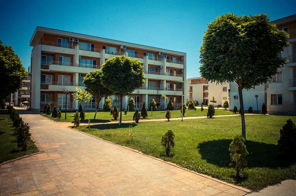 Продава се Двустаен апартамент в к.к. Слънчев бряг - 65 кв.м за 1054 €/кв.м - Снимка #19