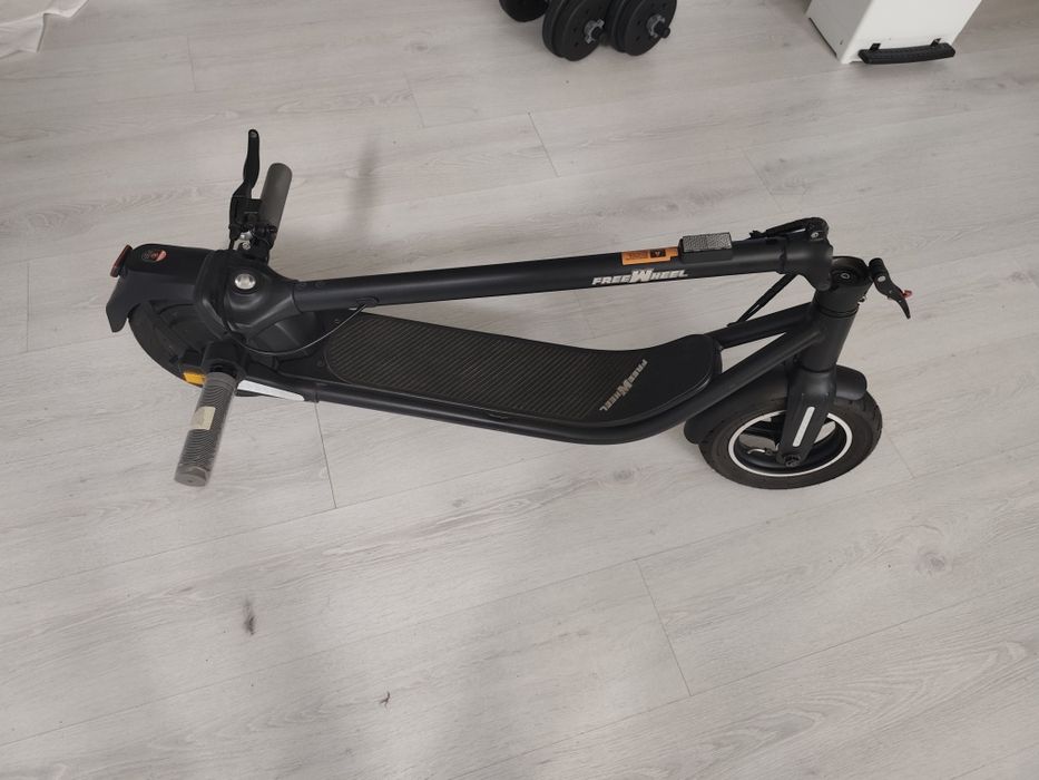 Trotinetă electrică freewheel 25km/h