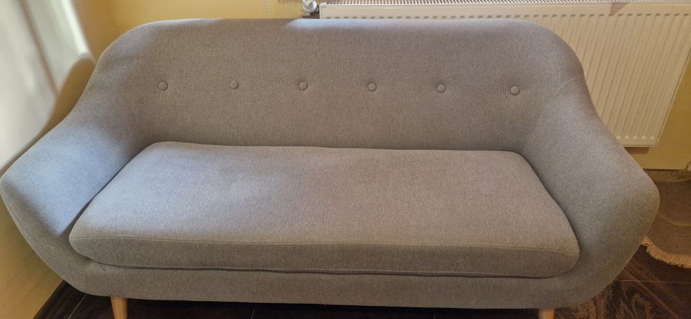 Диван чисто нов / цвят сив