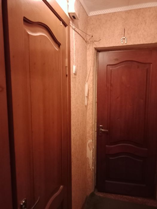 Продам двухкомнатную  квартиру
