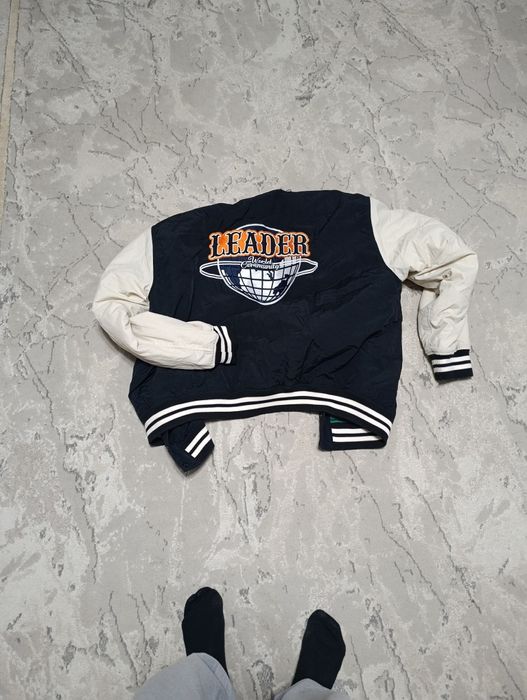 Бомбер куртка (из США)