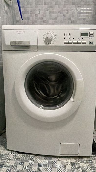 Стиральная машина електролюкс