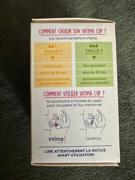 Cupa menstruala Intima