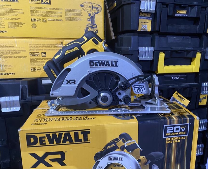Гайковерт dewalt dcf 900