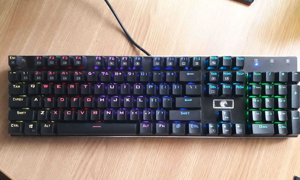 Mechanical Keyboard X Falcon Z-88, RGB
