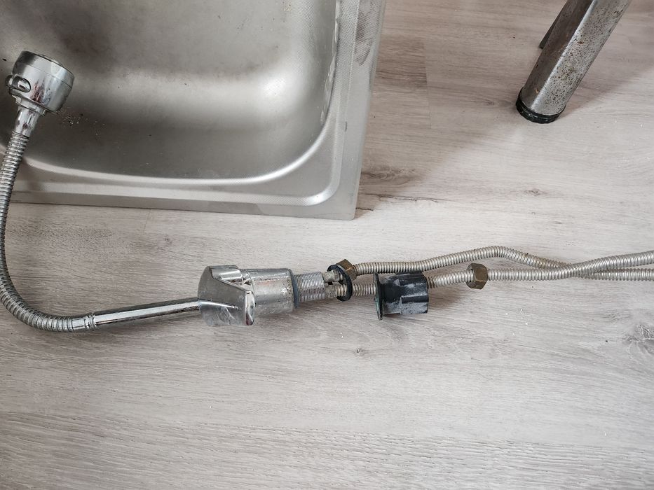 Chiuveta inox baterie si racorduri inox