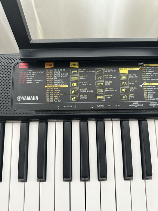Orga electronică Yamaha PSR-F52 – stare excelentă