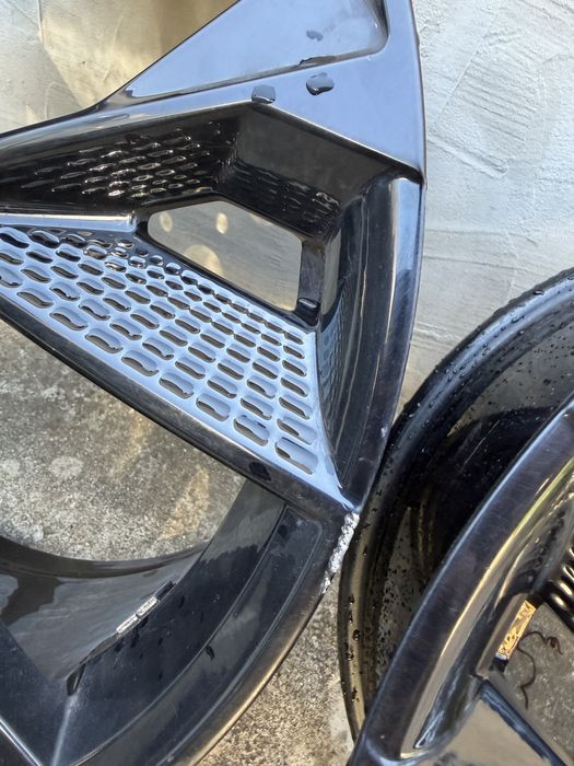 19,,RS Black limited модел Audi