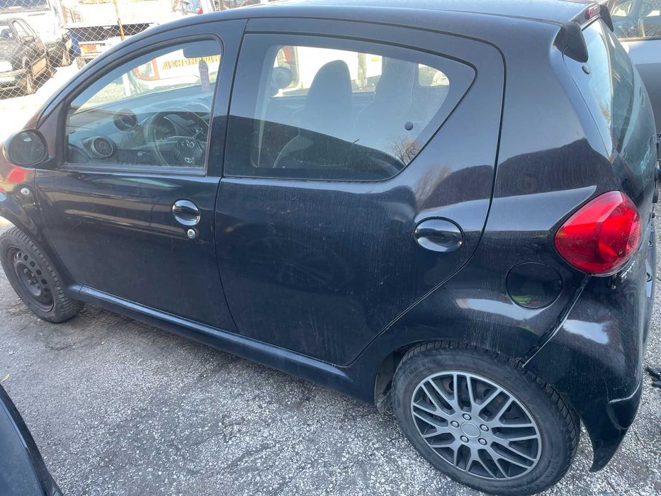 Тойота Айго 1.0i / Toyota Aygo 1.0i на части