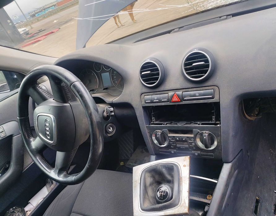 На Части Ауди А3 Audi 8P 1.9tdi