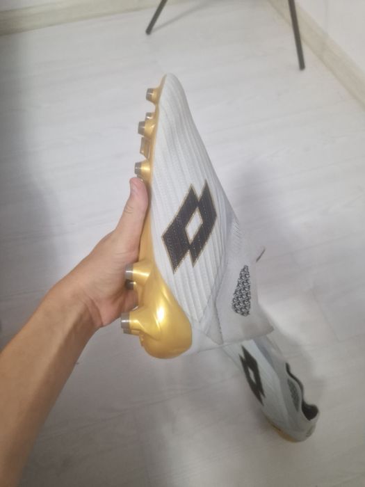 VAND Ghete Lotto profesionale (noi)