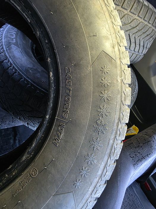 Гуми Lassa 245 70 16 4бр.