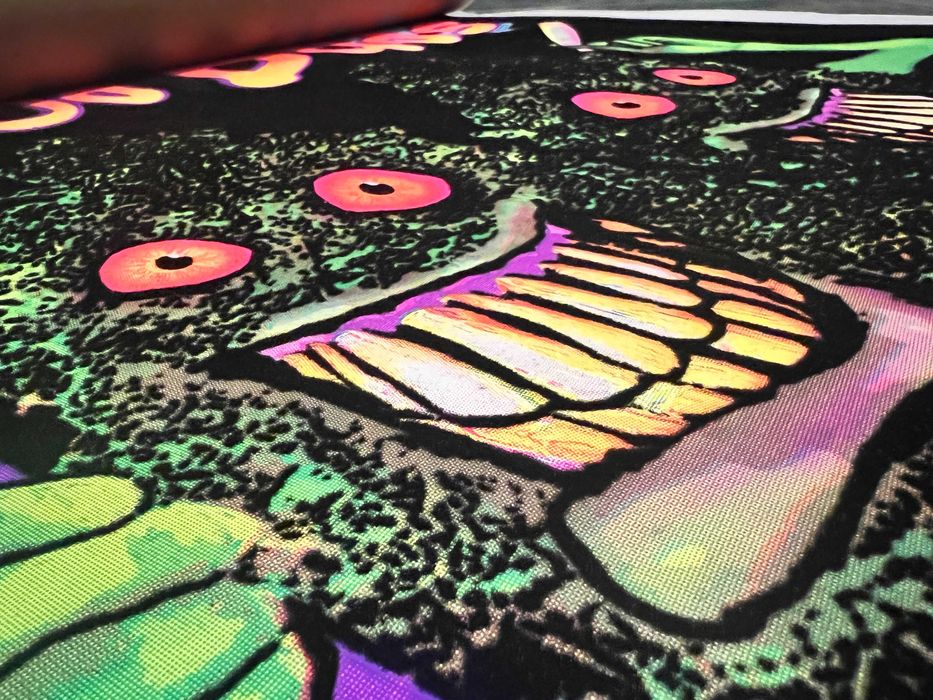 Postere UV ultraviolet