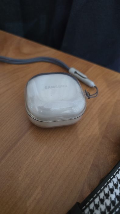 Galaxy buds 2 pro white