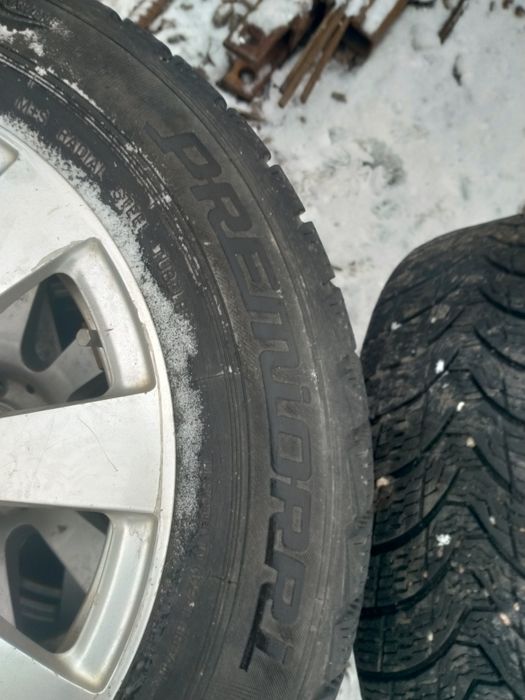 Продам диски с резиной р16 мерс