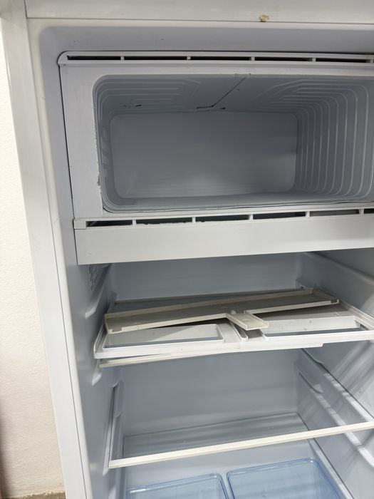 Холодильник Бирюса