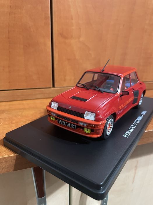 Renault 5 Turbo - Red (1982) Hacette  1/24