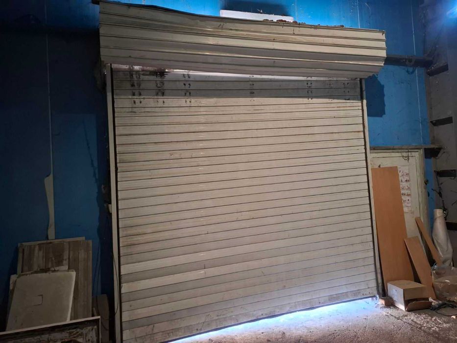ГАРАЖНИ ВРАТИ 315/300 см,385/305 см, 335/302 см. светъл отвор