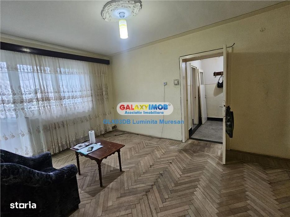 Vanzare apartament 2 camere semidecomandat Aleea Trandafirilor