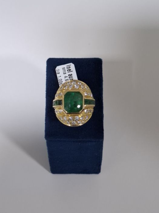 Inel aur 18k cu smaralde si diamante
