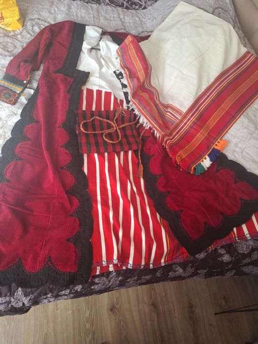 Автентична родопска носия- нова без забележки