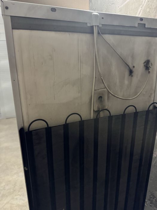 Морозильник Indesit no frost