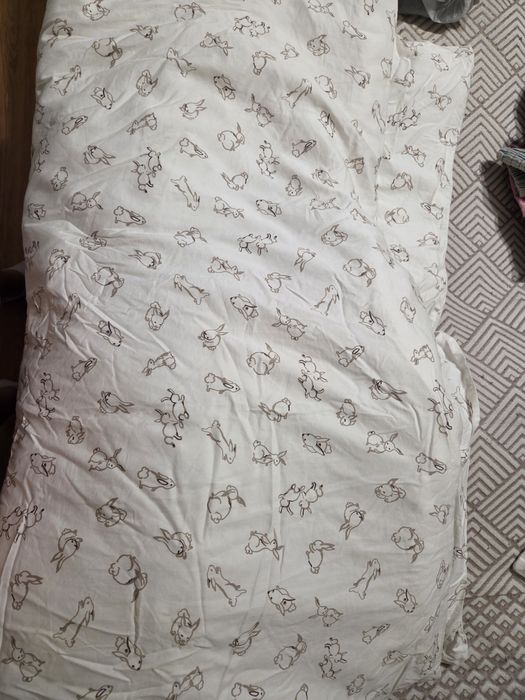 Продам одеяло в манеж