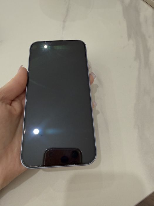 Продам Iphone 14 256ГБ