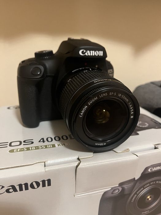 Canon EOS 4000D + 18–55mm | Пълен комплект | Като нов + 16GB карта