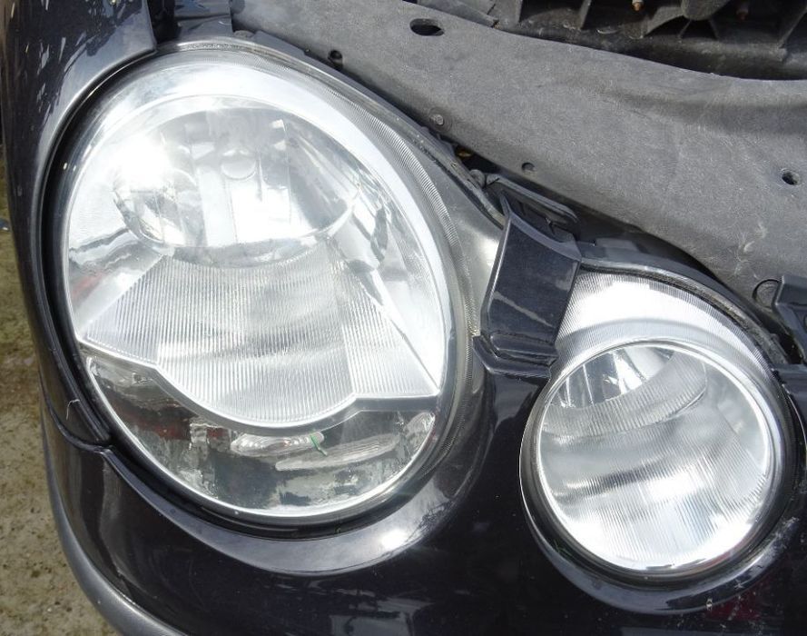 Fata completa Volkswagen Polo din 2003 volan pe stanga