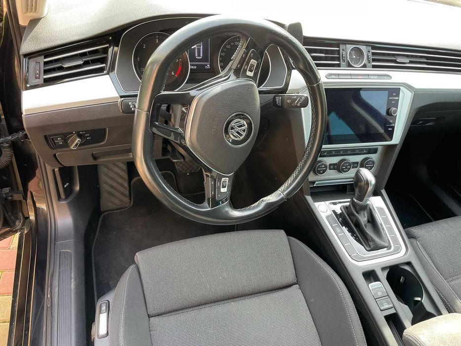 VW Passat 2.0 TDI 150 CP, 2019, Webasto, ACC, Full LED