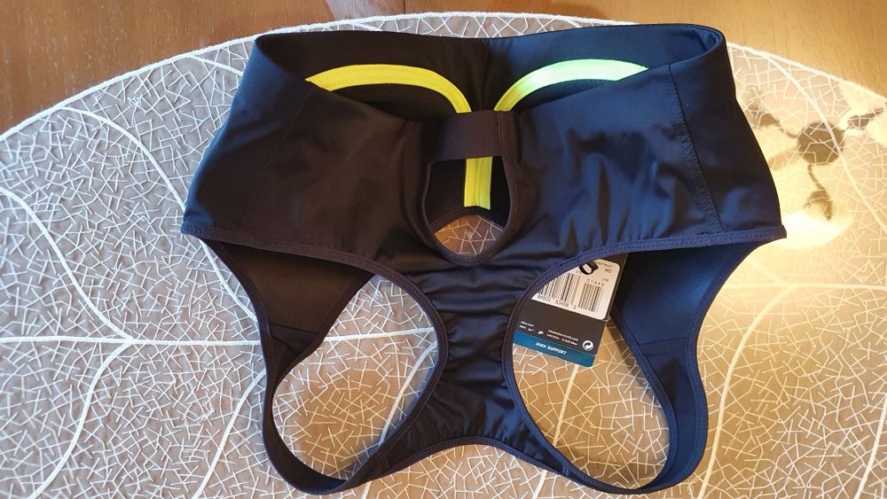 Nike  Pro Rival Спортен сутиен и бюстие НОВ-размер-34 D