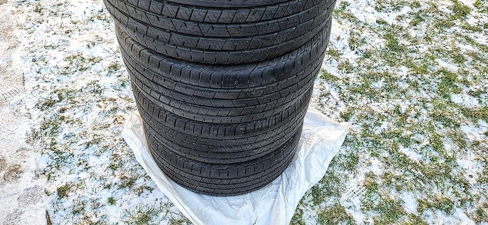 anvelope iarna 235/55 R17 - profil 5mm- 4 cauciucuri Continental