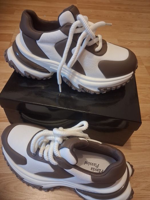 Pantofi sport piele noi Flavia Passini