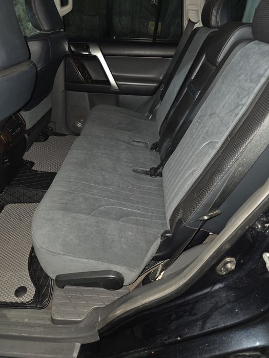 Продаётся лэндкрузер прадо 150.